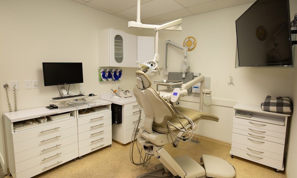 52nd Street Dental Clinic